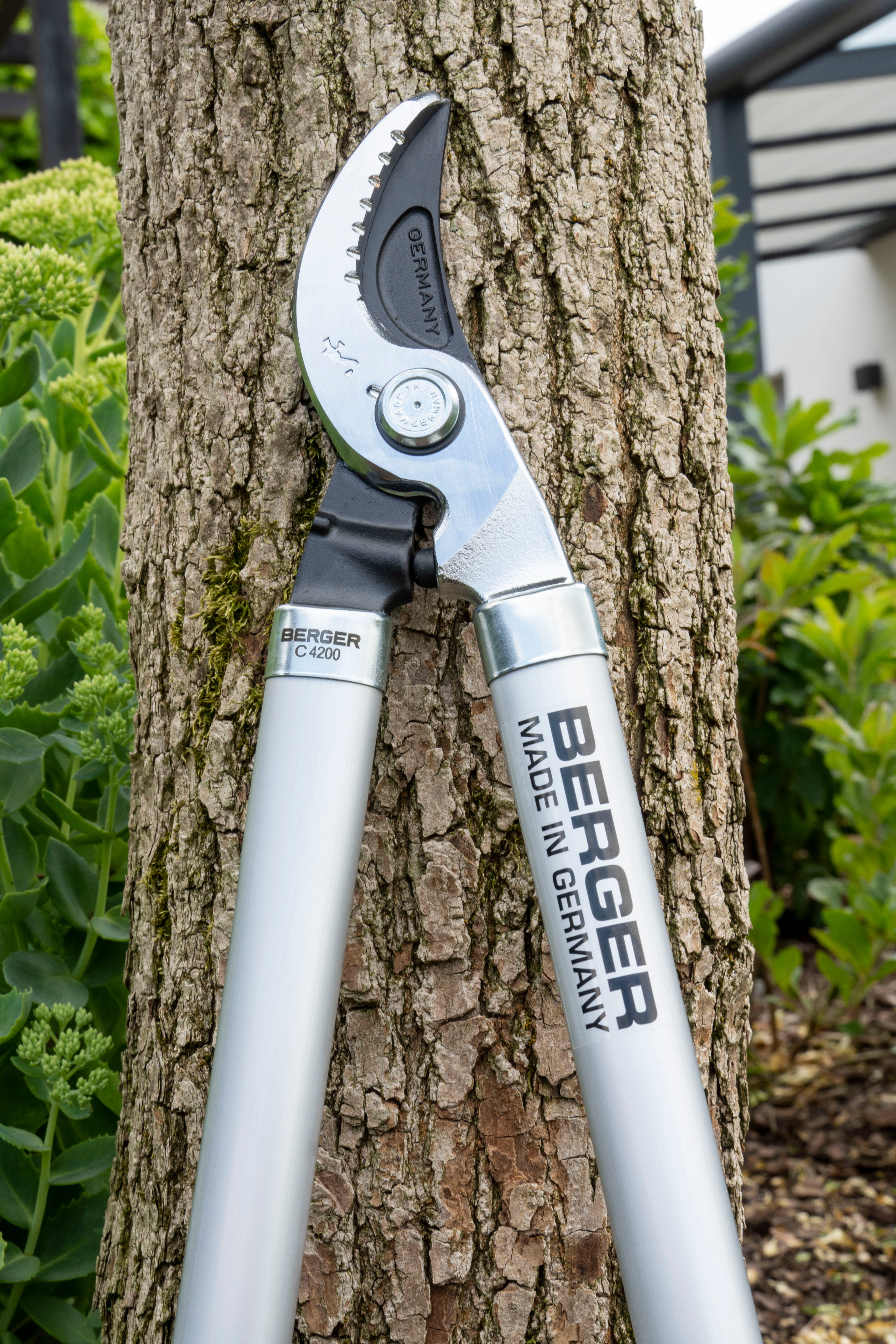 BERGER PROFESSIONAL LOPPING SHEAR, BYPASS, CORK HANDLES