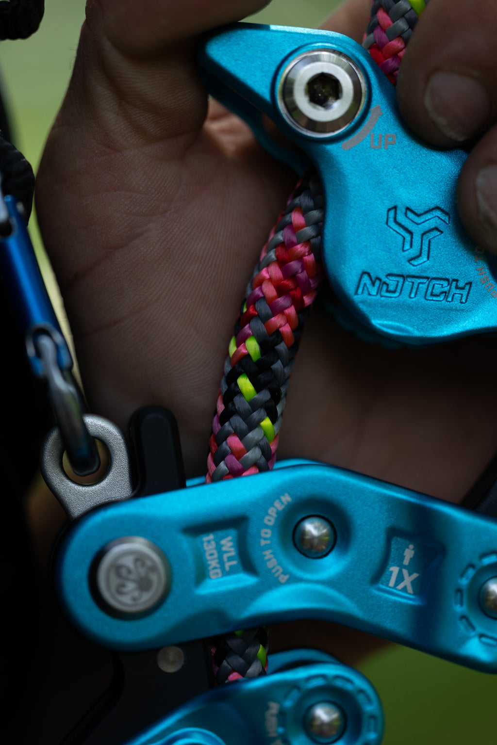 NOTCH ROPE RUNNER VERTEC