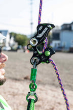 BUCKINGHAM THROTTLE CLIMBING DEVICE