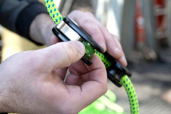 BUCKINGHAM THROTTLE CLIMBING DEVICE