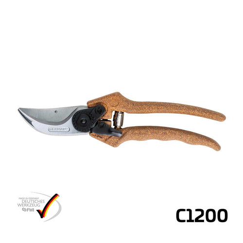 Now in Australia through Cannings: Berger German-made hand shears (C1200) with cork handles, forged steel body, and classic bypass blade. Durable, ergonomic, and built for everyday pruning.